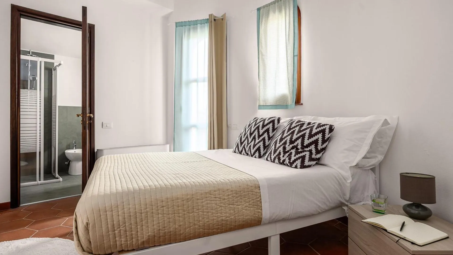 Villa Lymnia -Elegant Sicilian Villa With Solarium & Palm Garden Syracuse 0*,