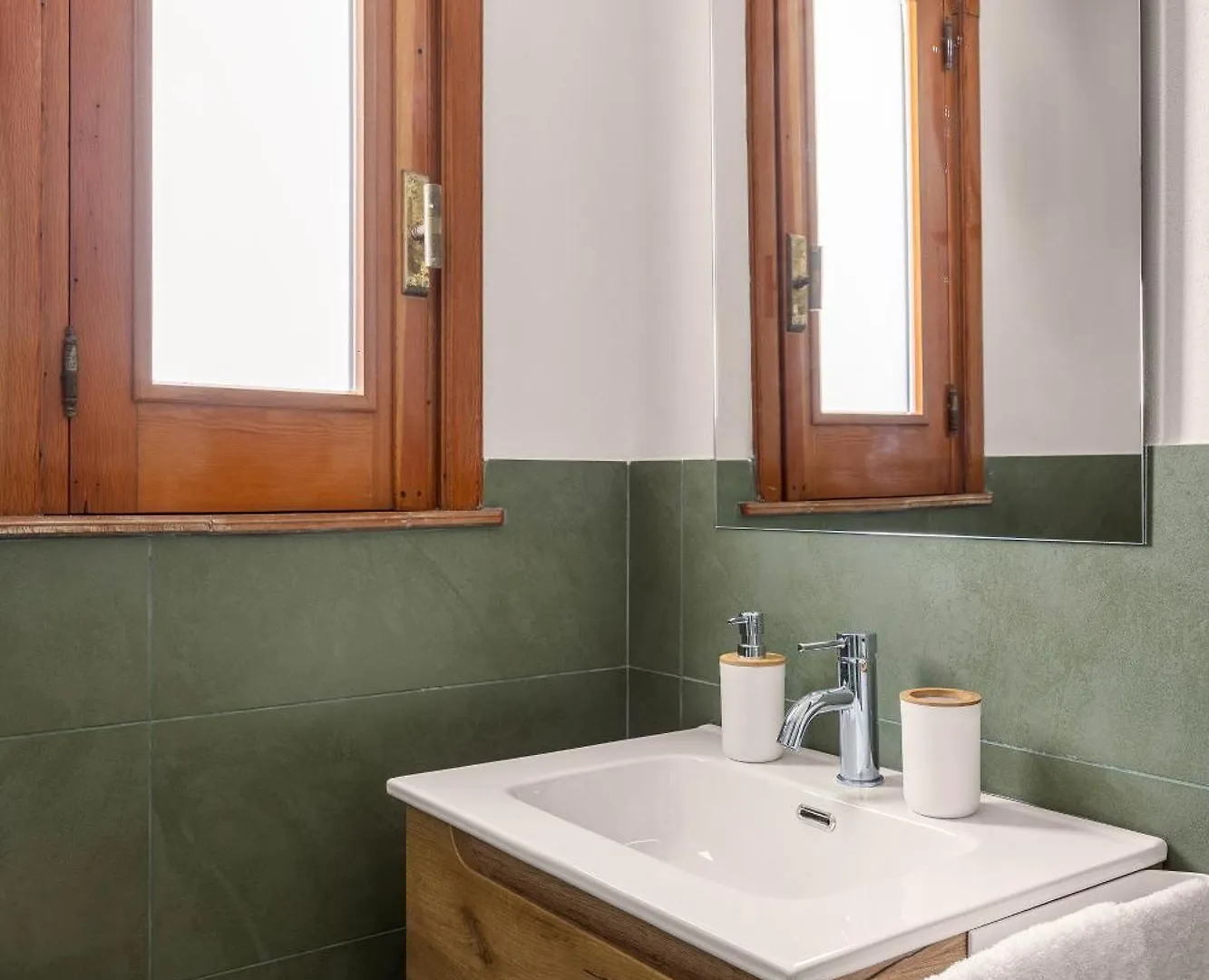 Villa Lymnia -Elegant Sicilian Villa With Solarium & Palm Garden Syracuse