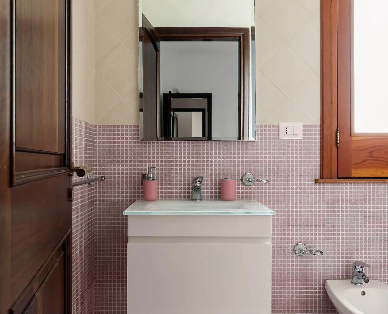 Villa Lymnia -Elegant Sicilian Villa With Solarium & Palm Garden Syracuse
